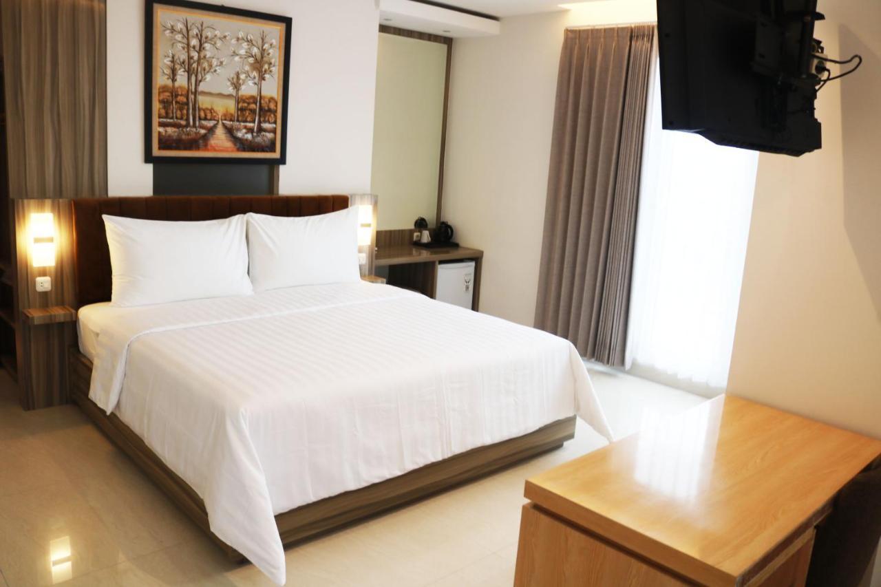 Surabaya River View Hotel Exterior foto