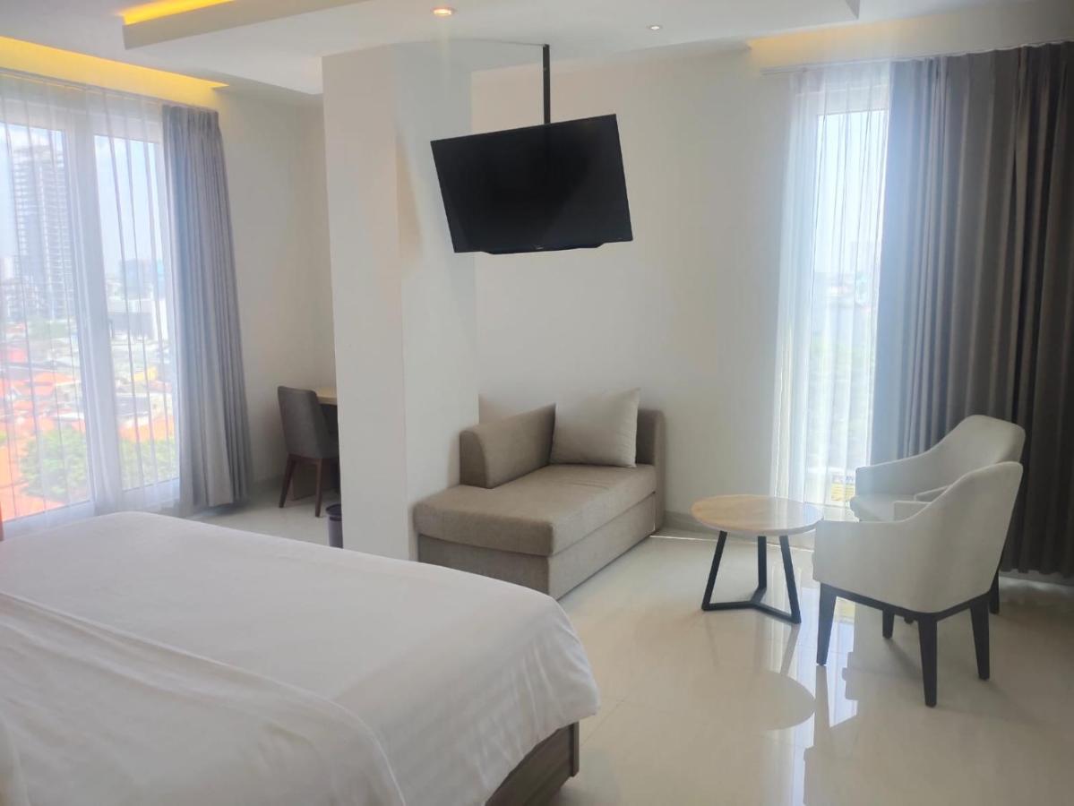 Surabaya River View Hotel Exterior foto
